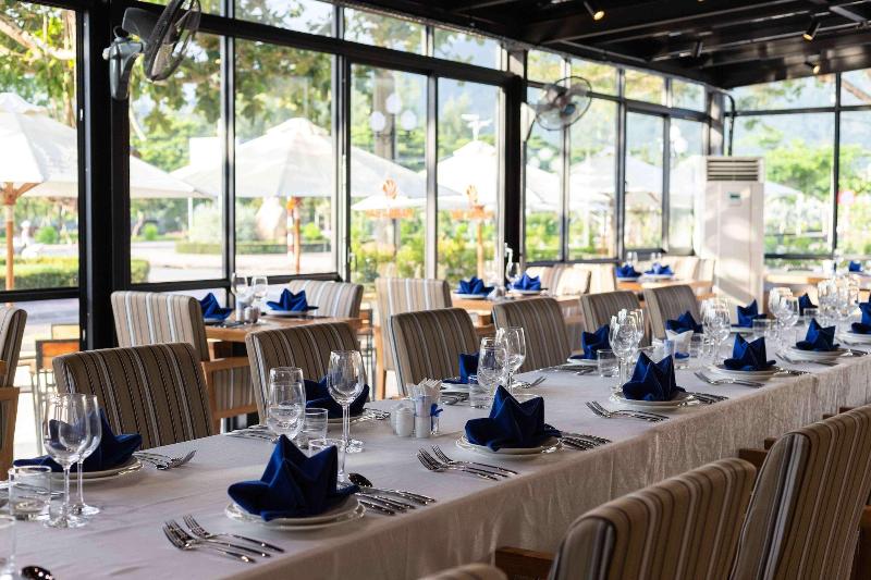 Marina Bay Con Dao Hotel image