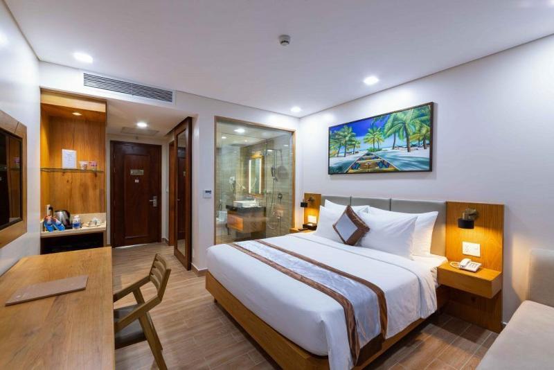 Marina Bay Con Dao Hotel image