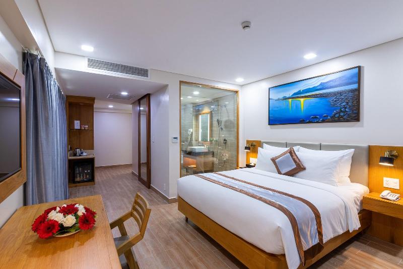 Marina Bay Con Dao Hotel image