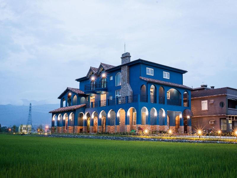 Fly Inn Yilan image
