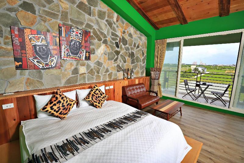 Green Resort image