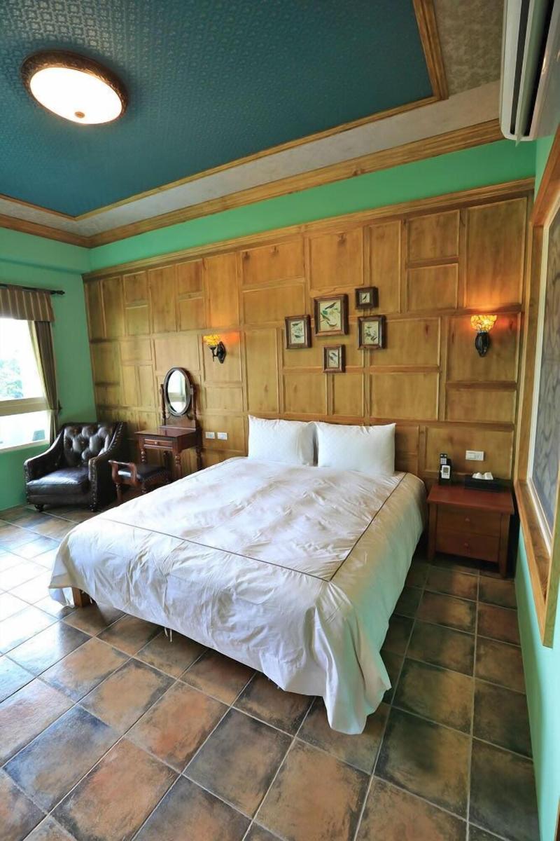 Green Resort image