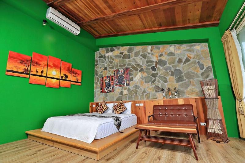 Green Resort image
