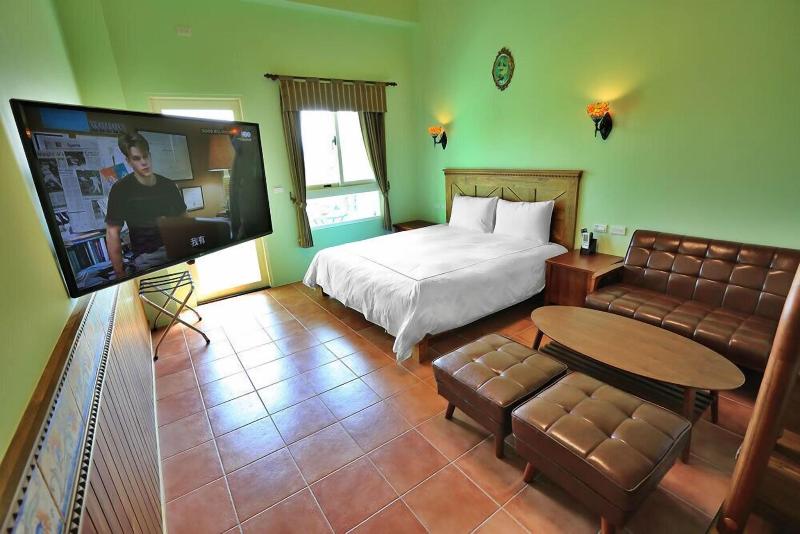 Green Resort image