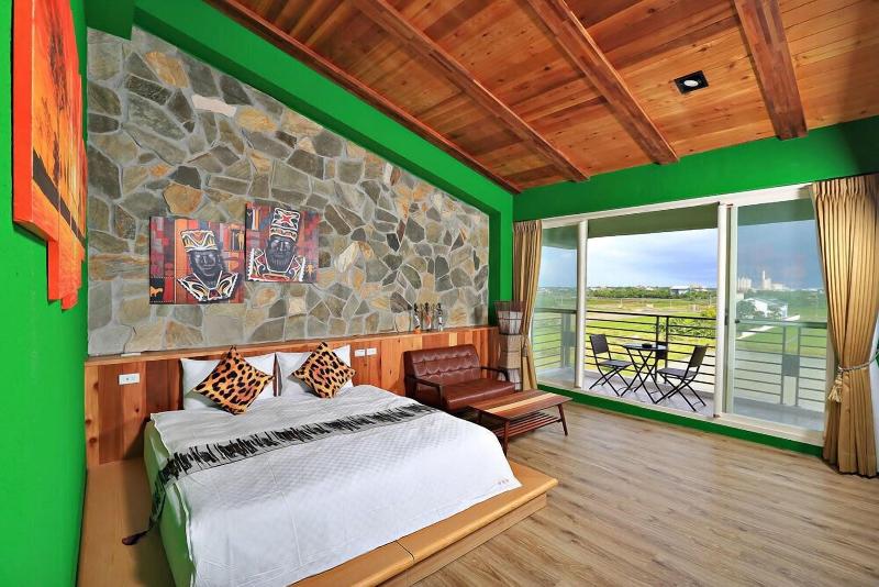 Green Resort image