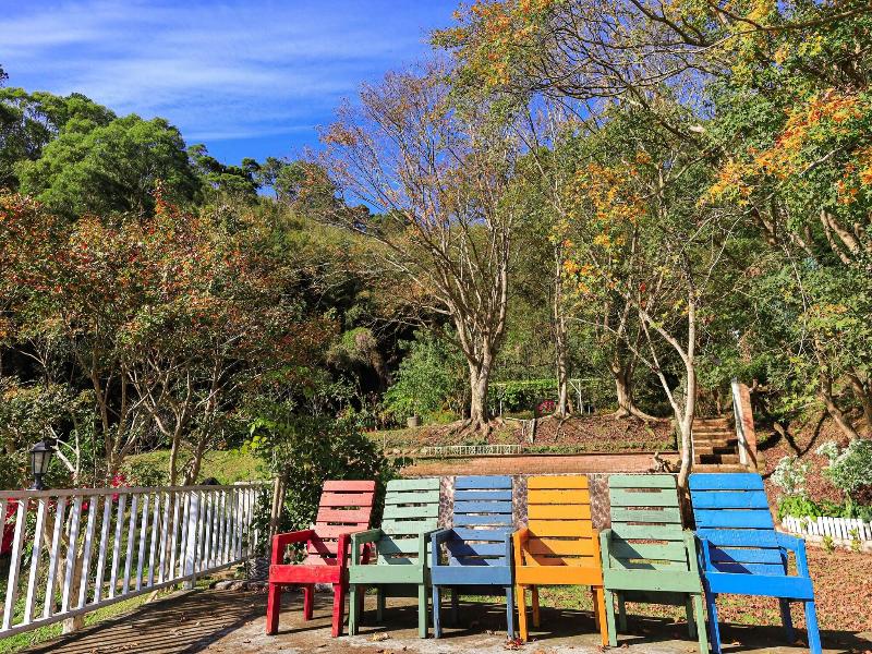 Prado Hill Holiday image