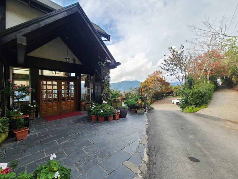 Top-Cloud Villa