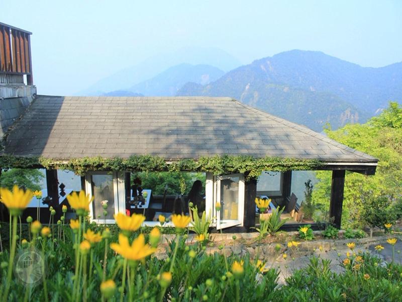 Top-Cloud Villa