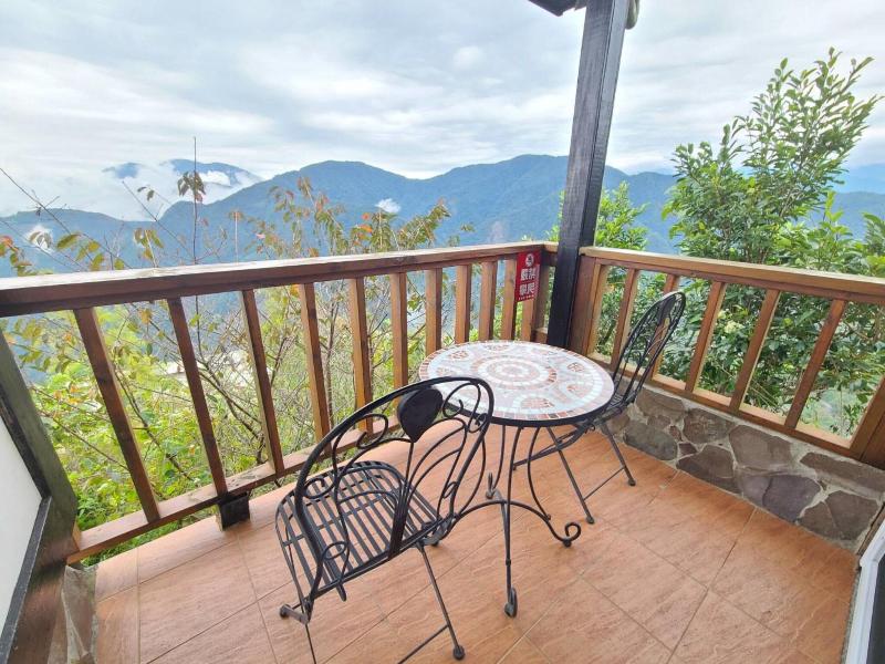 Top-Cloud Villa