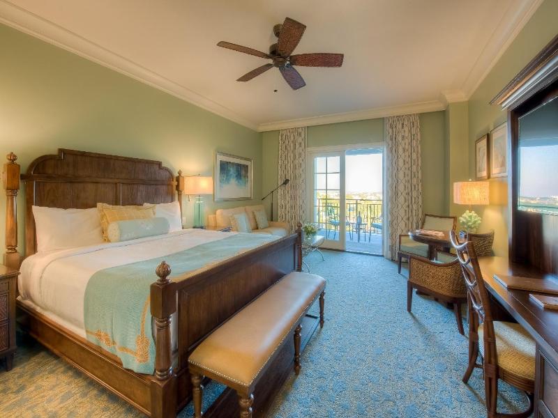 DOUBLE Accessible KING SIZE BED