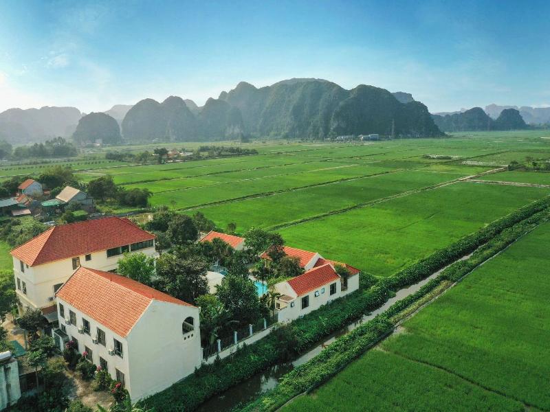 Dong Ne Hotel & Resort image