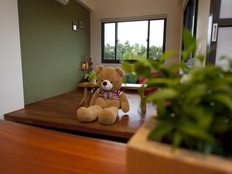 The Tree Bed And Breakfast image