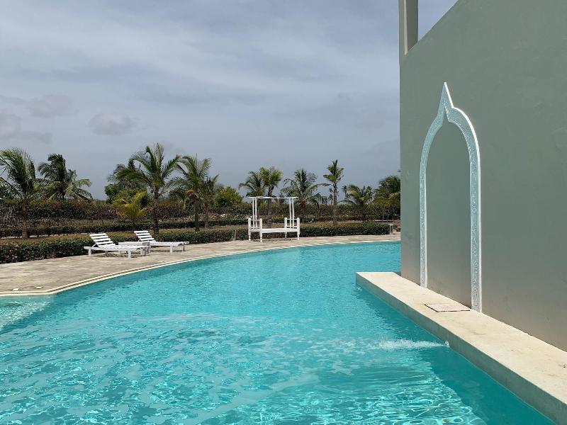Life Resort St.Thomas Royal Palm image