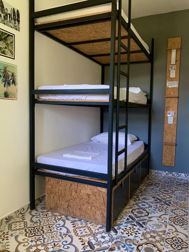Hostel A Coroa image