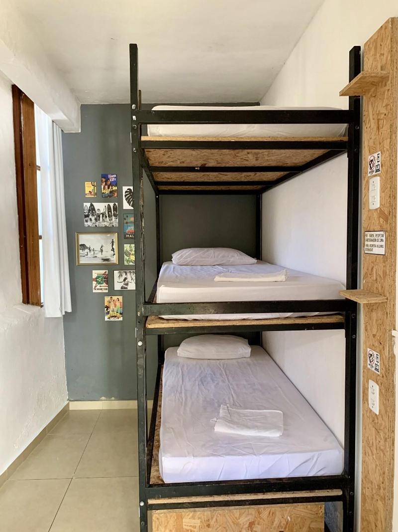 Hostel A Coroa image