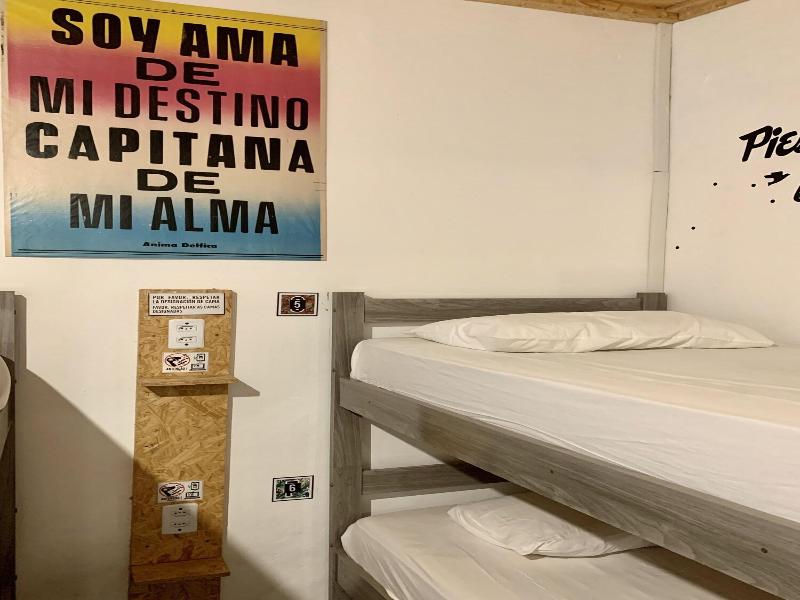 Hostel A Coroa image