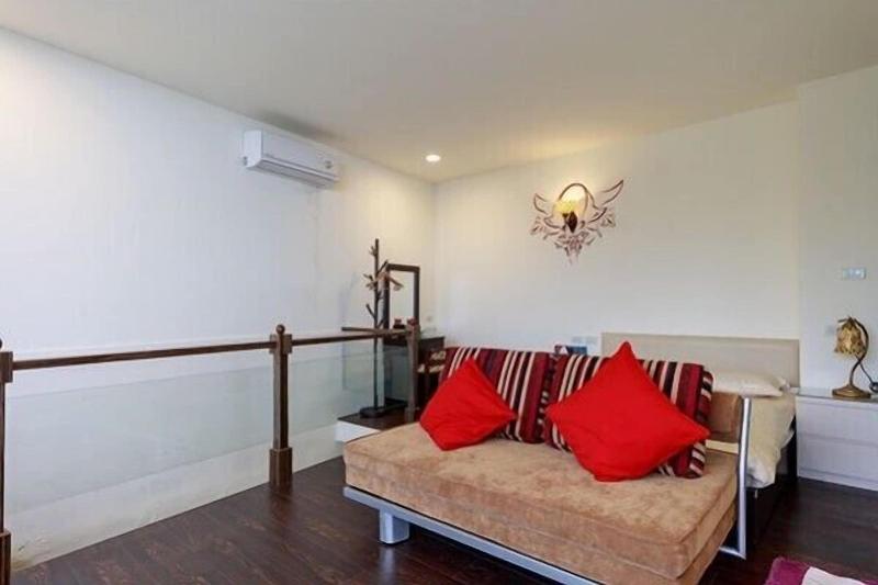 Light Dew Bed And Breakfast image
