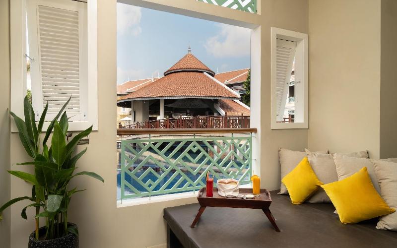 The Royal Family Suites By Memoire Palace Resort & image