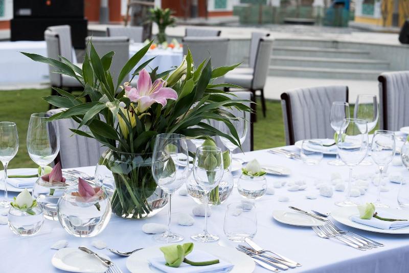 The Royal Family Suites By Memoire Palace Resort & image