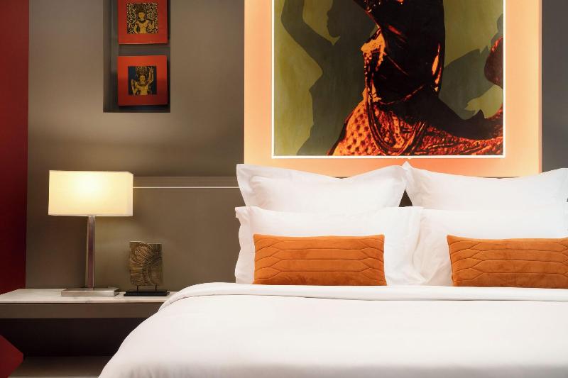The Royal Family Suites By Memoire Palace Resort & image