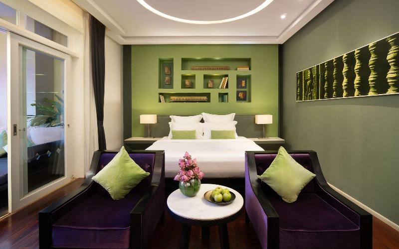 The Royal Family Suites By Memoire Palace Resort & image