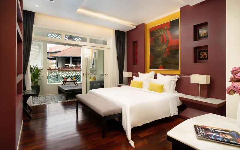 The Royal Family Suites By Memoire Palace Resort & image