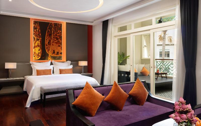 The Royal Family Suites By Memoire Palace Resort & image