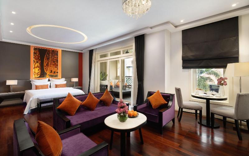 The Royal Family Suites By Memoire Palace Resort & image