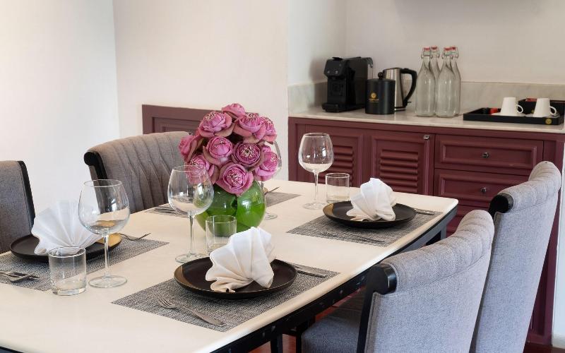 The Royal Family Suites By Memoire Palace Resort & image
