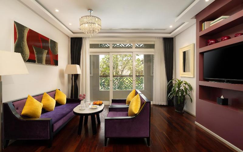 The Royal Family Suites By Memoire Palace Resort & image