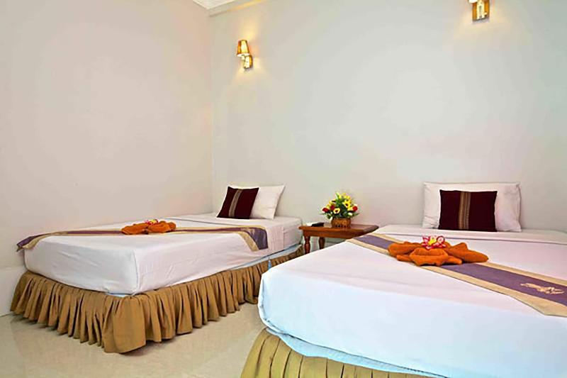 Cheata Inn image