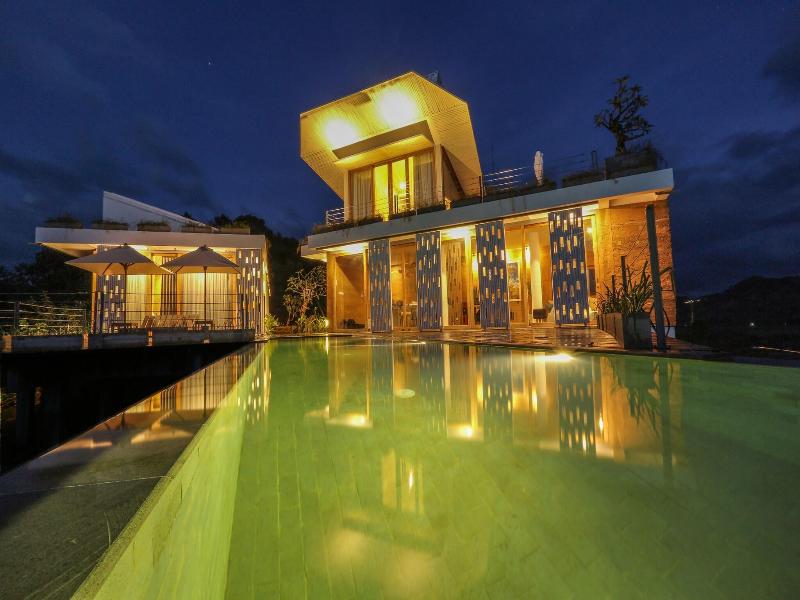 Seven Havens Residence
