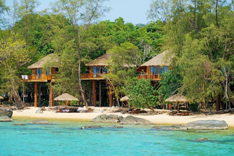Tree House Bungalows Resort
