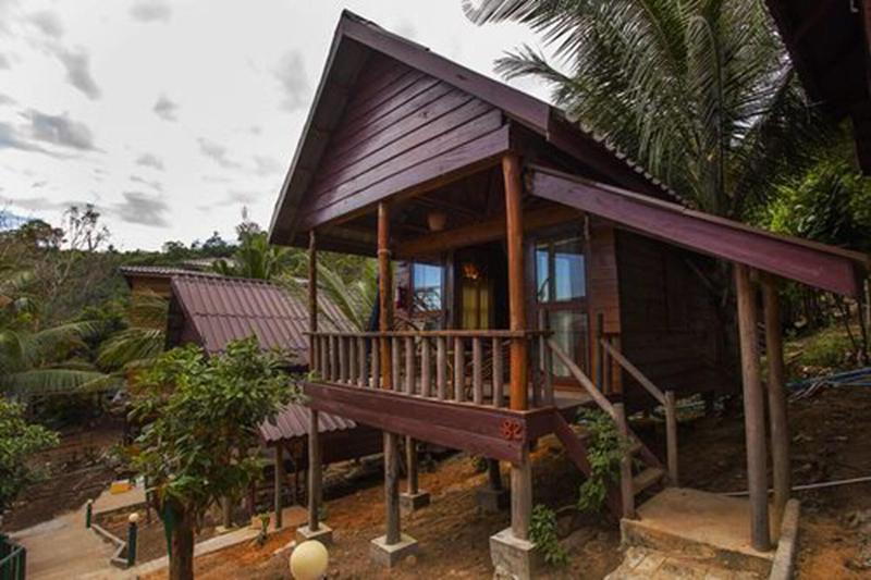 Happy Elephant Bungalows image