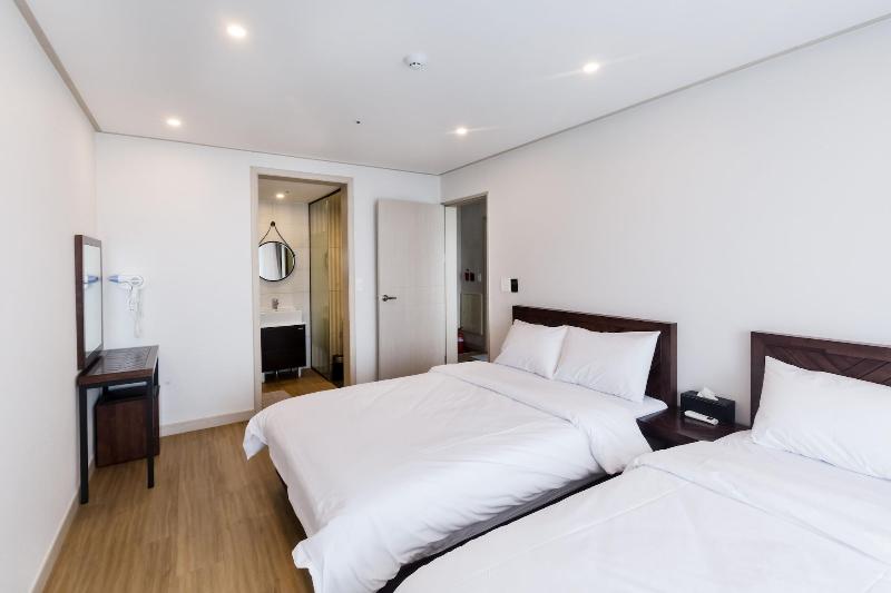 Jeju Ocean Square Resort image