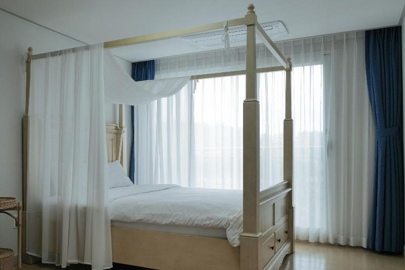 Jeju Ocean Square Resort image