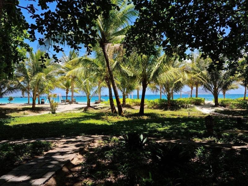 Tan Son Nhat Con Dao Resort image