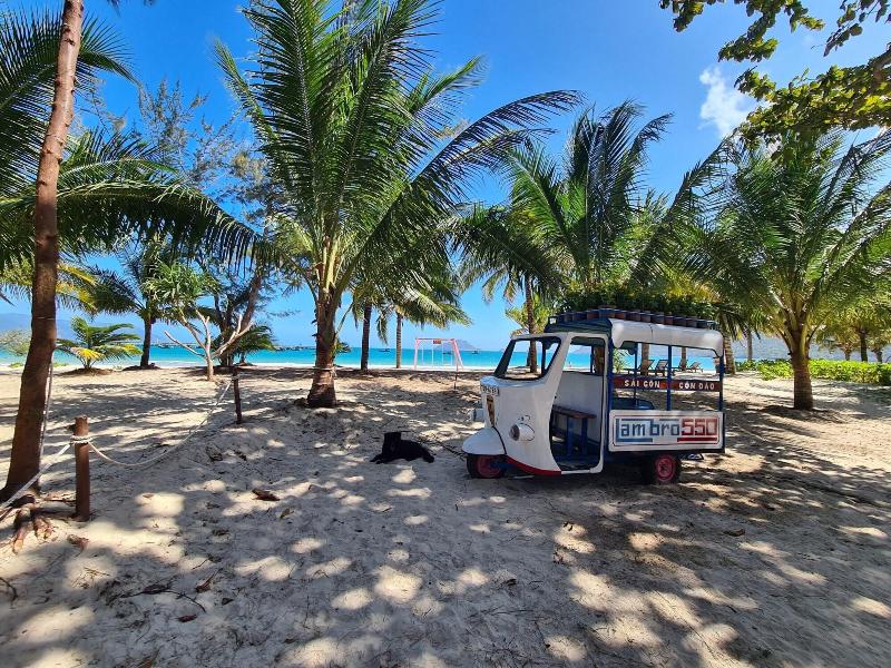 Tan Son Nhat Con Dao Resort image