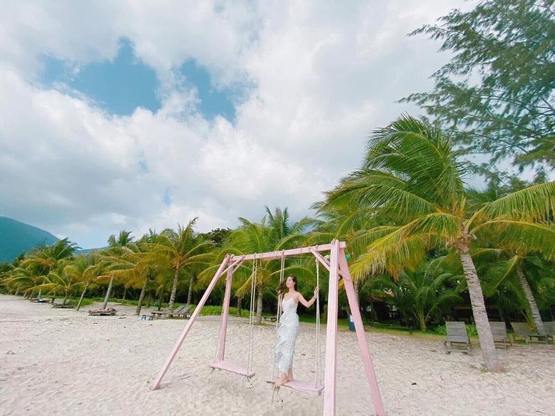 Tan Son Nhat Con Dao Resort image