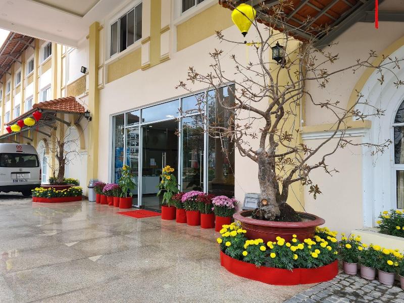 Tan Son Nhat Con Dao Resort image