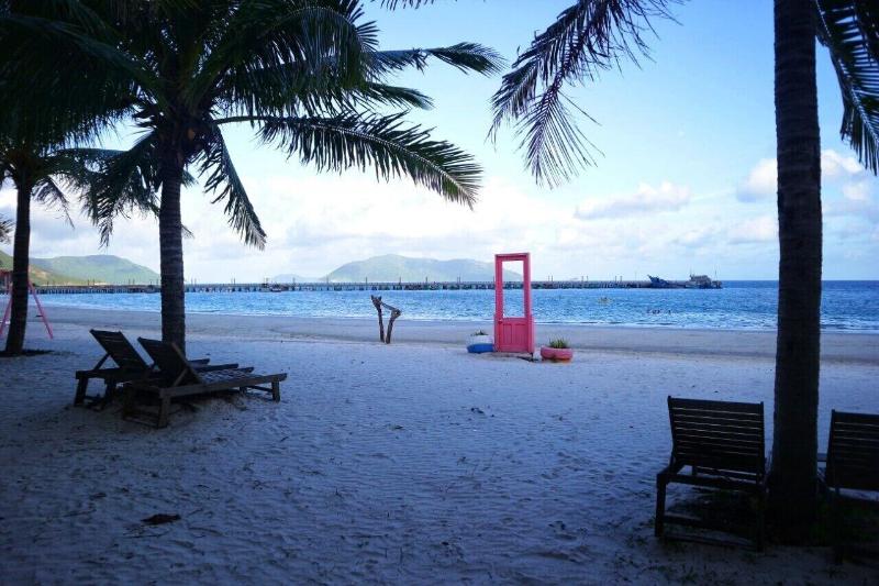 Tan Son Nhat Con Dao Resort image
