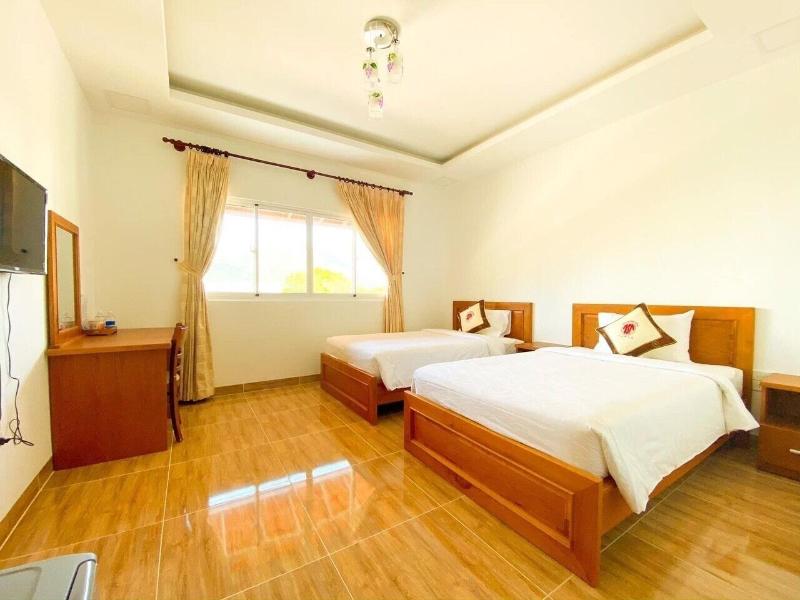 Tan Son Nhat Con Dao Resort image