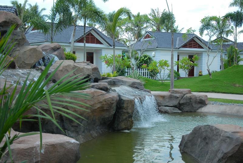 Forever Green Resort image