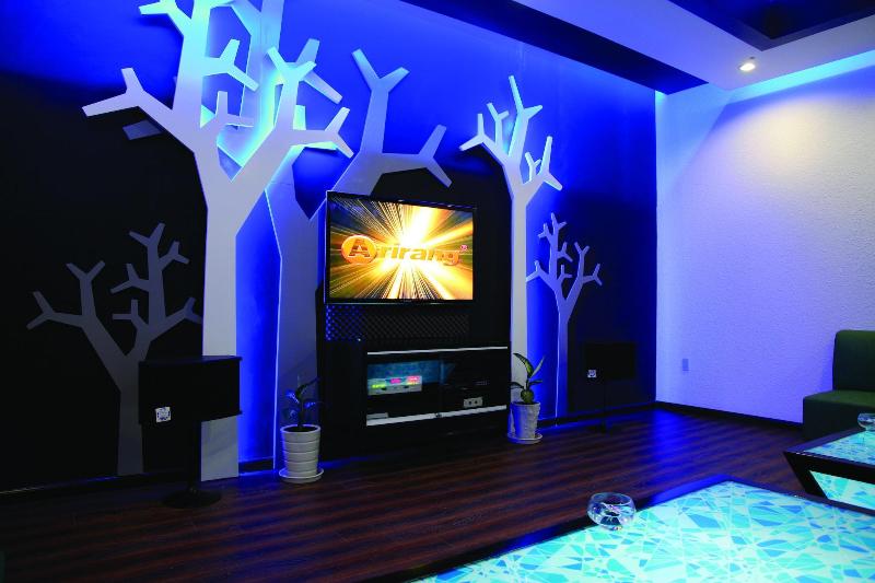 Forever Green Resort image