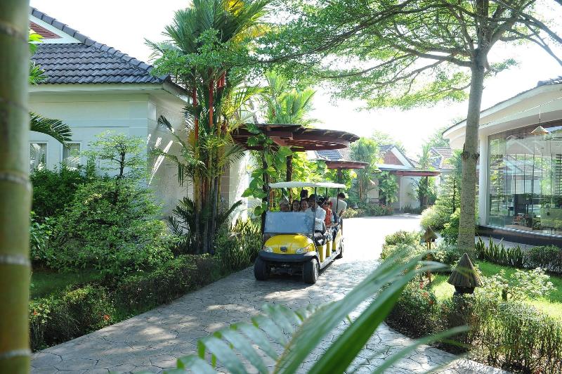 Forever Green Resort image