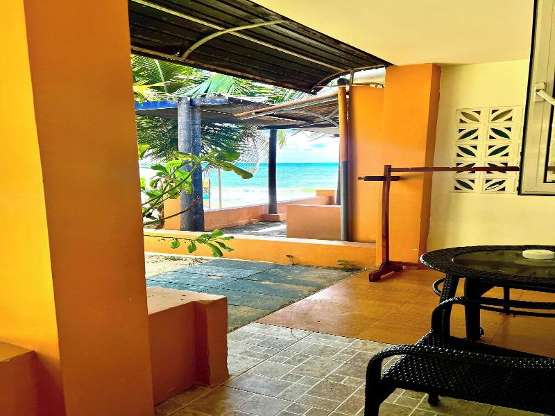 Vida Loca Resort & Sunset Beach image