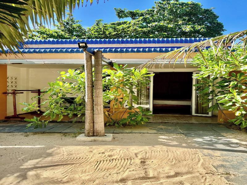Vida Loca Resort & Sunset Beach image