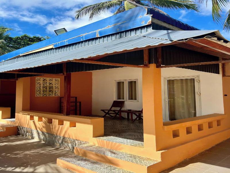 Vida Loca Resort & Sunset Beach image