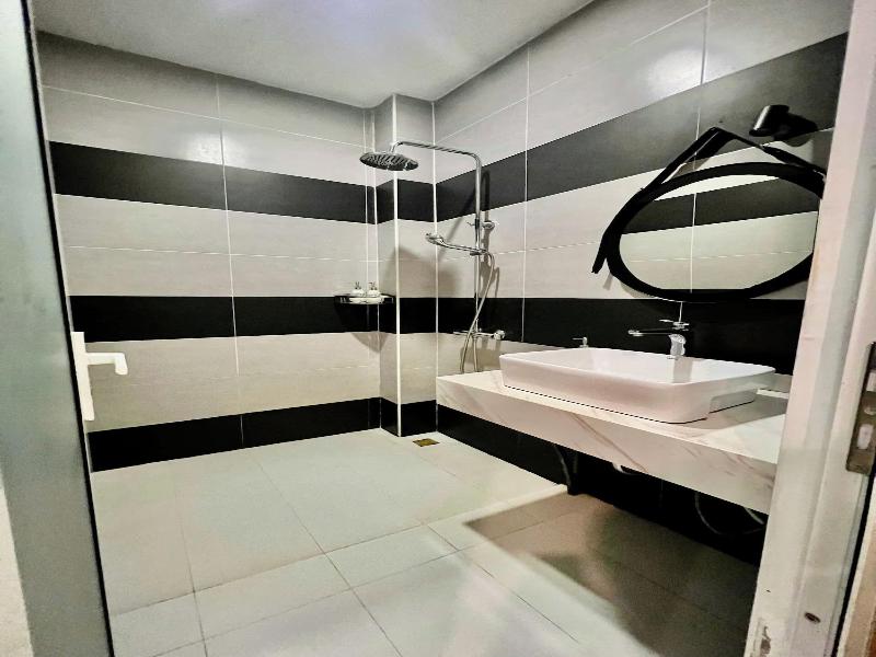 Vida Loca Resort & Sunset Beach image
