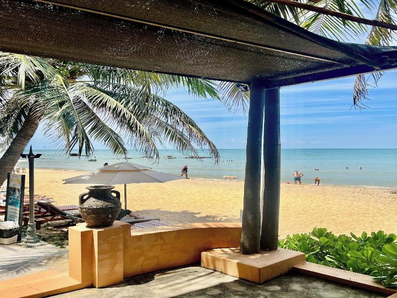 Vida Loca Resort & Sunset Beach image